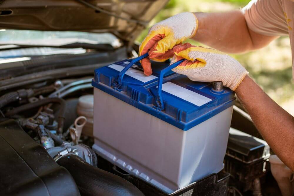 reciclar batería coche